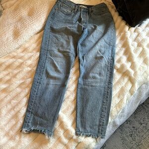 Levi’s 501 Wedgie Fit size 28